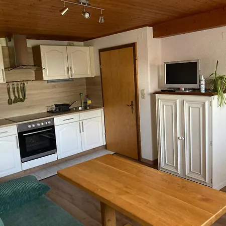 Auf Dem Erlebnisreiterhof Kreipl Apartment *